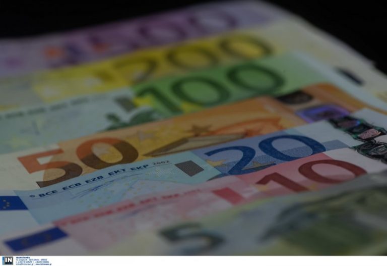 Σκυλακάκης: Πριν τα Χριστούγεννα το κοινωνικό μέρισμα