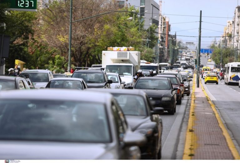 Τέλη κυκλοφορίας 2022: Πότε ανεβαίνουν στο Taxisnet, από το κινητό με το QR Code η πληρωμή τους