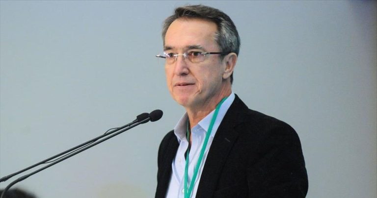 «Πολύ πιθανό σενάριο η 4η δόση»