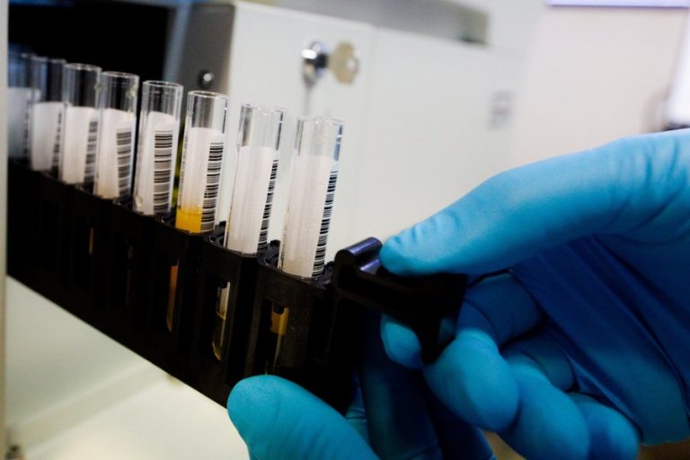 Μετάλλαξη Όμικρον: Τι είπε ο ασθενής «0» της Ελλάδας (βίντεο)