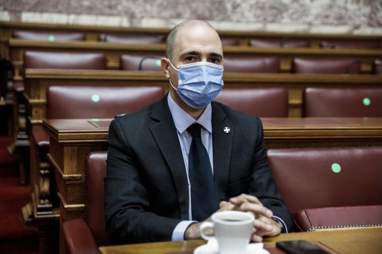 Ο Κωνσταντίνος Μπογδάνος… απασφάλισε: «Χρειάζεται νέο κόμμα, η ΝΔ εξευτελίζεται»