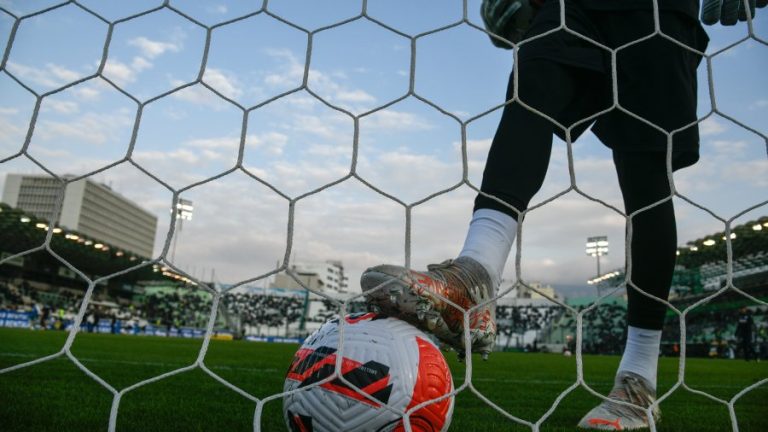 Συνελήφθη προπονητής για σεξουαλική κακοποίηση εκατοντάδων παιδιών