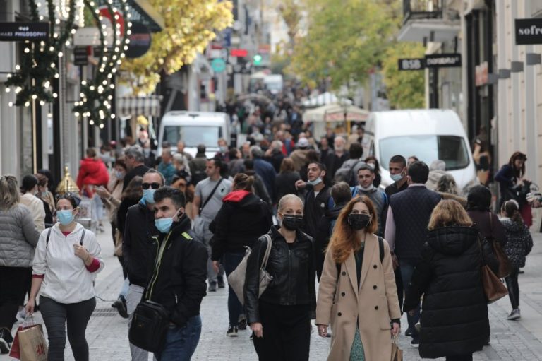 Το πρόστιμο για «ξεχασιάρηδες» και… αρνητές μάσκας μετά τα νέα μέτρα