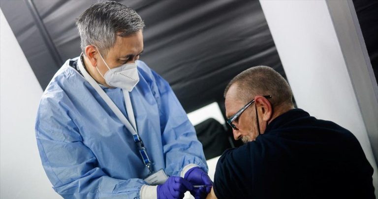 Όσα γνωρίζουμε για τις σπάνιες παρενέργειες