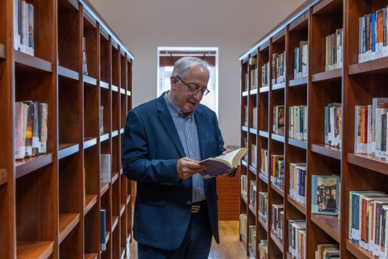 Δράση συγκέντρωσης βιβλίων του Δήμου Αμαρουσίου σε συνεργασία με το «Όλοι Μαζί Μπορούμε», το Σάββατο 26 Φεβρουαρίου, 10πμ έως 2μμ – Δήμος Αμαρουσίου