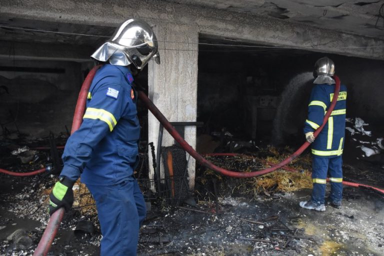 Τραγωδία στην Πάτρα, κάηκε μέσα στο σπίτι του
