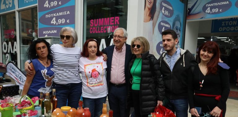Επίσκεψη του Δημάρχου Αμαρουσίου Θεόδωρου Αμπατζόγλου στο Εμπορικό Κέντρο της πόλης το Σάββατο του Λαζάρου – Δήμος Αμαρουσίου