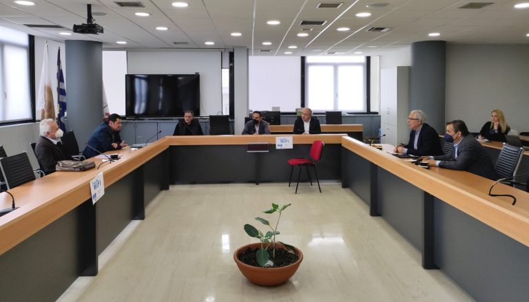 Νέα συνάντηση με την ηγεσία του ΥΠΟΜΕΔΙ ζητούν οι Δήμαρχοι Αμαρουσίου, Ηρακλείου Αττικής και Πεύκης Λυκόβρυσης για τη διάνοιξη της Κύμης – Συνεχίζουν σε κοινή γραμμή διεκδικώντας βελτιώσεις στο έργο – Δήμος Αμαρουσίου