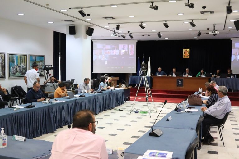 Οι συνεδριάσεις του Δημοτικού Συμβουλίου του Δήμου Αμαρουσίου επέστρεψαν στην κανονικότητα – Δήμος Αμαρουσίου