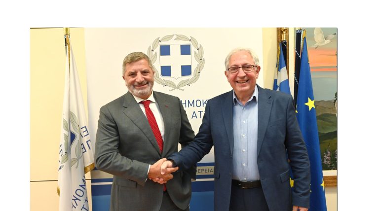 Συνάντηση του Δημάρχου Αμαρουσίου Θεόδωρου Αμπατζόγλου με τον Περιφερειάρχη Αττικής Γιώργο Πατούλη για τα έργα αρμοδιότητας Περιφέρειας στο Μαρούσι – Δήμος Αμαρουσίου