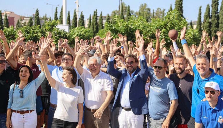 Παρουσία του Δημάρχου Αμαρουσίου Θεόδωρου Αμπατζόγλου ξεκίνησε με μεγάλη συμμετοχή κόσμου το διήμερο Τουρνουά μπάσκετ 3on3 στο ΟΑΚΑ – Δήμος Αμαρουσίου