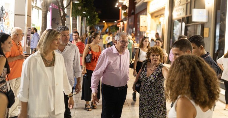 Γιορτή το “Λευκό Σάββατο” για το Μαρούσι με χιλιάδες κόσμου στο Εμπορικό Κέντρο – Δήμος Αμαρουσίου (photo gallery)