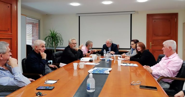 Συνάντηση του Δημάρχου Αμαρουσίου Θεόδωρου Αμπατζόγλου με τον Σύλλογο Εργατικών Κατοικιών Αμαρουσίου – Δήμος Αμαρουσίου