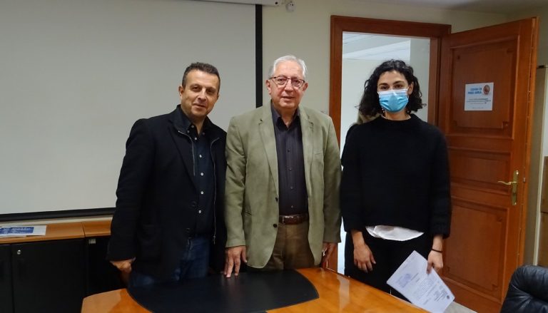 Ορκίστηκε από τον Δήμαρχο Αμαρουσίου Θεόδωρο Αμπατζόγλου η νέα Δημοτική Σύμβουλος της Κίνησης «Εκτός των Τειχών» Δ. Δράγιου – Δήμος Αμαρουσίου