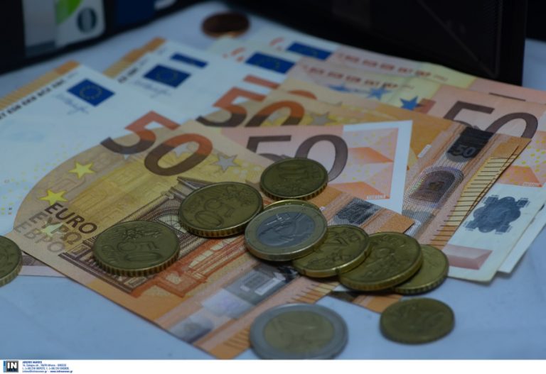 Κλείδωσε η αύξηση των εισφορών για τους ελεύθερους επαγγελματίες