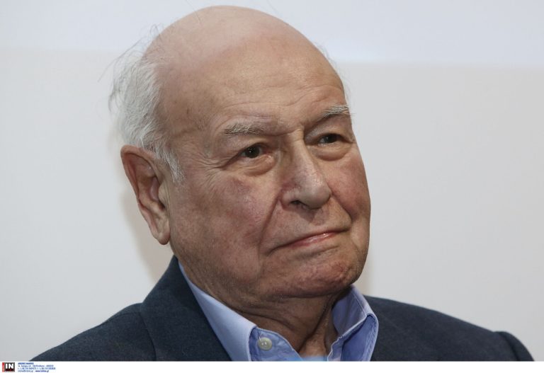 Πέθανε ο θρυλικός Γιάννης Διακογιάννης