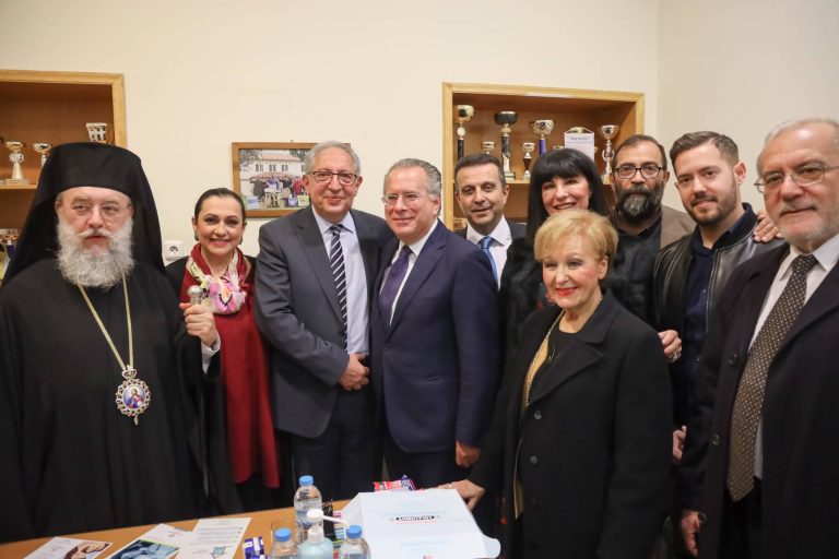 Παρουσία του Δημάρχου Αμαρουσίου Θεόδωρου Αμπατζόγλου ο Μέγας Αρχιερατικός Πανηγυρικός εσπερινός εις μνήμην του Αγίου Βασιλείου Αρχιεπισκόπου Καισαρείας του Μεγάλου – Δήμος Αμαρουσίου