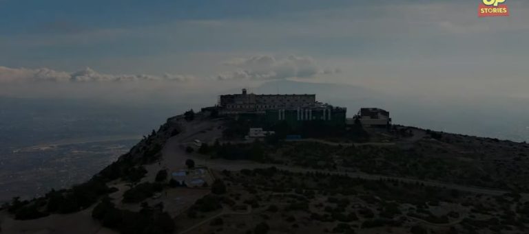 Μοντ Παρνές: Από το βουνό στα μαρμαράδικα – «Η ιστορία ενός θρύλου που δεν αγάπησαν ποτέ οι Αθηναίοι»