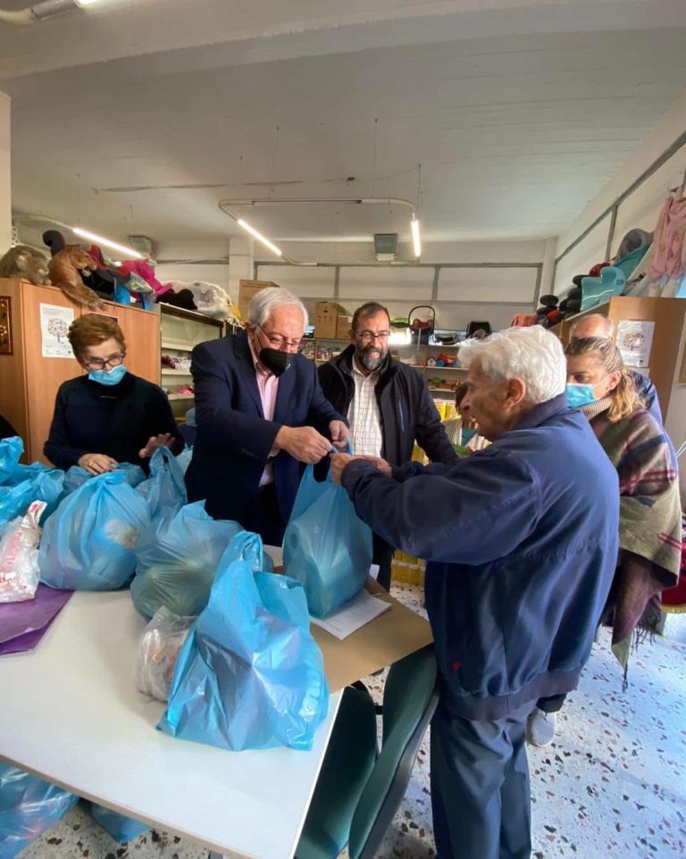 Στην κορυφή της κοινωνικής προσφοράς ο Δήμος Αμαρουσίου και τις γιορτές σύμφωνα με το ΑΠΕ-ΜΠΕ