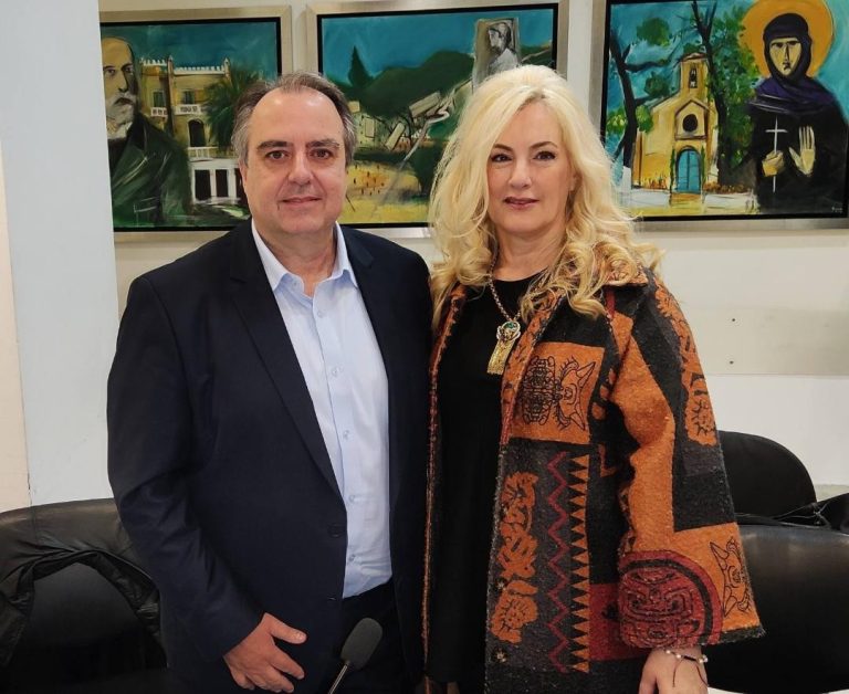 Ενωμένο Μαρούσι: Νέα αρχή με επικεφαλής τον Βασίλη Μπούρα και αντιπρόεδρο του Δημοτικού Συμβουλίου την Κυριακή Κανάρη – Ενωμένο Μαρούσι