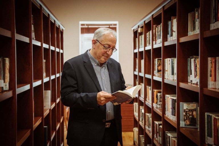 Με νέα βιβλία σύγχρονης εκδοτικής παραγωγής εμπλουτίστηκε η Συλλογή της Βορέειου Βιβλιοθήκης Δήμου Αμαρουσίου – Δήμος Αμαρουσίου