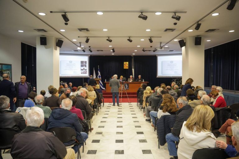 Την εκδήλωση με θέμα: «Ευρώπη –Ελλάδα. Προβλήματα και προκλήσεις» του Μαρουσιώτικου Κύκλου Διαλόγου φιλοξένησε ο Δήμος Αμαρουσίου – Δήμος Αμαρουσίου