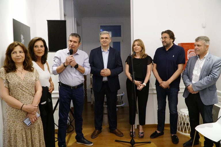 Επιτυχή τα εγκαίνια της Φωτογραφικής Έκθεσης με τίτλο «ΠΑΡΕΓΚΛΙΣΗ» του Χρήστου Νικόλη, στον Πολυχώρο Πολιτισμού «ΑΡΤΕΜΙΣ» στο Μαρούσι – Δήμος Αμαρουσίου