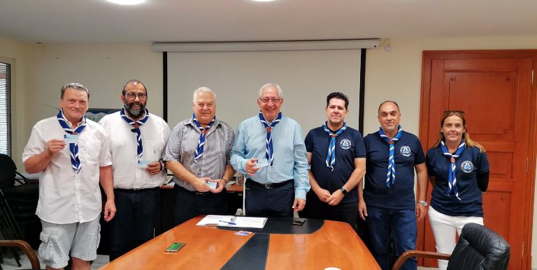 Τιμητική εγγραφή του Δημάρχου Αμαρουσίου Θεόδωρου Αμπατζόγλου στην Ένωση Παλαιών Προσκόπων Αμαρουσίου – Δήμος Αμαρουσίου