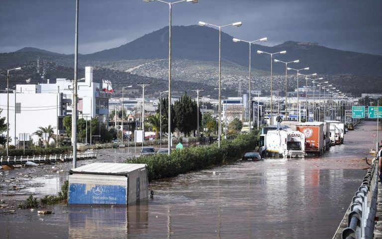 Κλειστή σε 14 σημεία η εθνική οδός Αθηνών – Θεσσαλονίκης