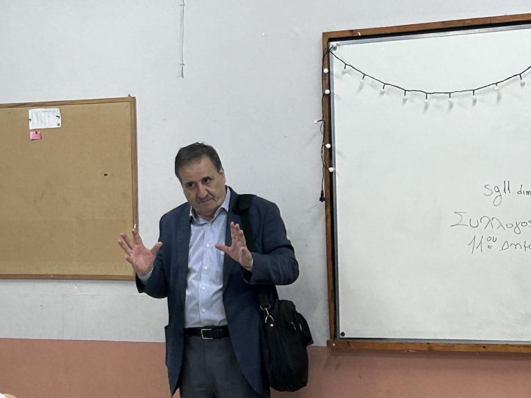 Ενημέρωση από τον Αντιδήμαρχο Κώστα Ρώτα στους γονείς του 11ου Δημ. Σχολείου Αμαρουσίου για το νέο κτήριο του σχολείου τους