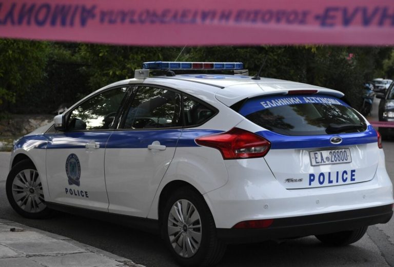 Πειραιάς: Μαχαίρωσαν υπάλληλο περιπτέρου τη νύχτα