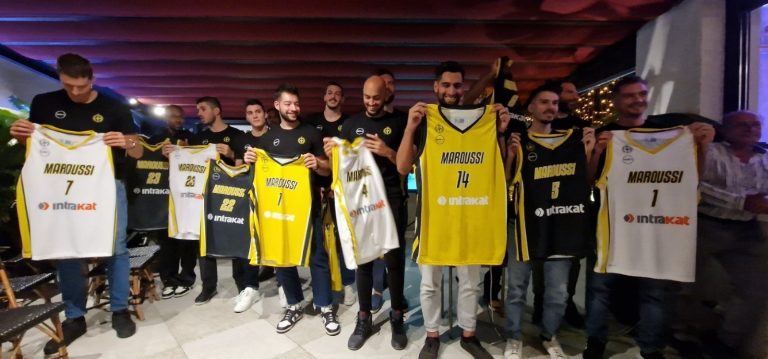 Εκπροσώπηση του Δήμου Αμαρουσίου στην επίσημη παρουσίαση της φανέλας της ΚΑΕ Γ.Σ. Αμαρουσίου 1986 για τους αγώνες στη μεγάλη κατηγορία BASKET LEAGUE – Δήμος Αμαρουσίου