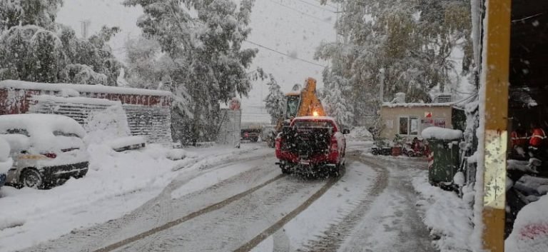 Μέτρα προστασίας από την επικείμενη κακοκαιρία  – Σημεία παραλαβής αλατιού – Τηλέφωνα έκτακτης ανάγκης – Δήμος Χαλανδρίου