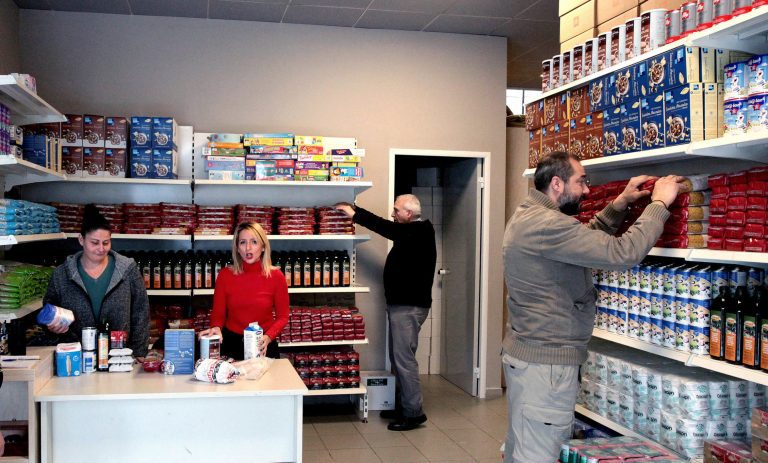 Κοινωνικό Παντοπωλείο Χαλανδρίου: Προσφέρει ακόμα περισσότερα αγαθά και υπηρεσίες, χάρη σε δεκάδες γενναιόδωρες χορηγίες – Δήμος Χαλανδρίου