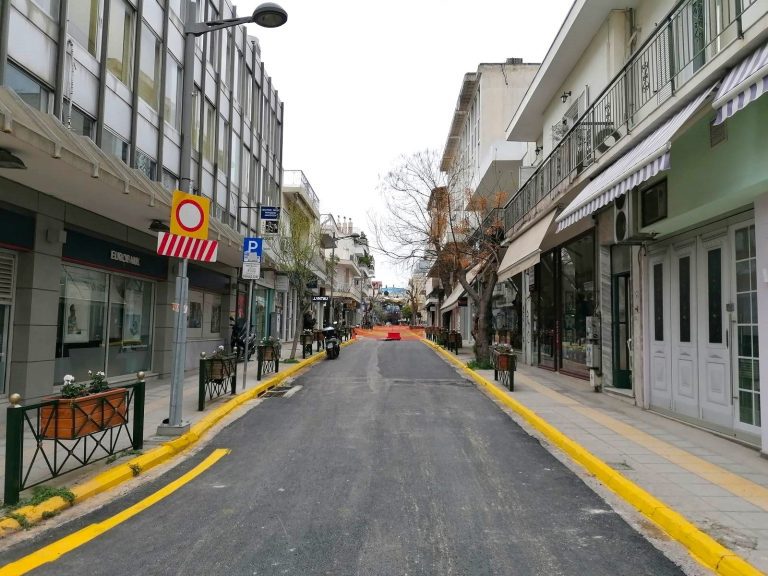 Ολοκληρώθηκαν τα αντιπλημμυρικά έργα επί των οδών 28ης Οκτωβρίου και Αναβρύτων στο κέντρο του Αμαρουσίου – Δόθηκαν στην κυκλοφορία οι δρόμοι – Δήμος Αμαρουσίου