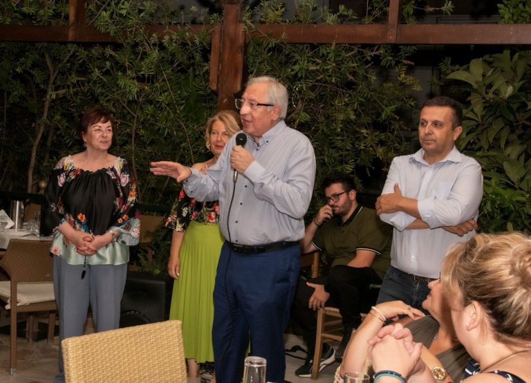 Με τη συμμετοχή του Δημάρχου Αμαρουσίου Θ. Αμπατζόγλου, η καλοκαιρινή συνάντηση των μελών και φίλων της Ένωσης Πελοποννησίων Αμαρουσίου – Δήμος Αμαρουσίου