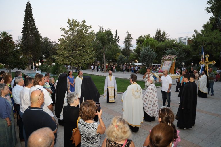 Τη Μεταμόρφωση του Σωτήρος γιόρτασε με λαμπρότητα το Μαρούσι στο ομώνυμο παρεκκλήσι στην πλατεία Αγίας Λαύρας – Δήμος Αμαρουσίου
