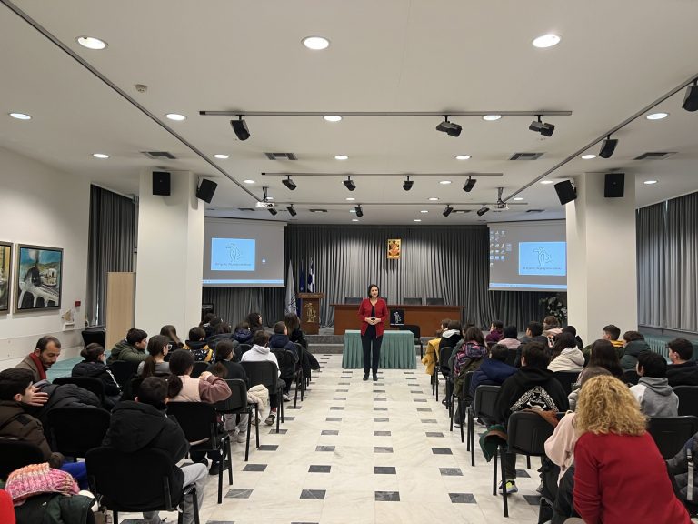 «Γνωρίζω και μαθαίνω την πόλη μου»: Εκπαιδευτική επίσκεψη της ΣΤ’ τάξης του 3ου Δημοτικού Σχολείου στο Δημαρχείο Αμαρουσίου – Δήμος Αμαρουσίου