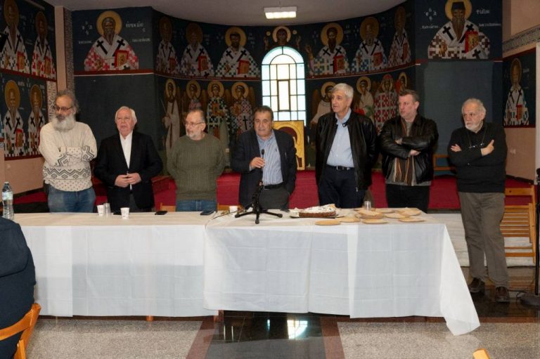 Στην κοπή της βασιλόπιτας του Εξωραϊστικού & Πολιτιστικού Συλλόγου Αγ. Φιλοθέης Αμαρουσίου «Ο Άγιος Γεώργιος» εκπροσωπήθηκε ο Δήμος Αμαρουσίου – Δήμος Αμαρουσίου