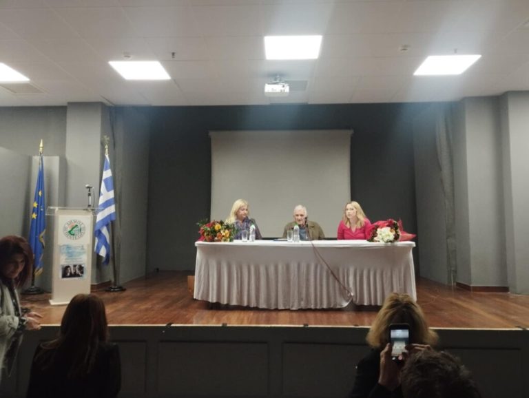 Βραδιά με βαθύ ανθρωπισμό με τον σπουδαιότερο Έλληνα ποιητή Τίτο Πατρίκιο και τη διακεκριμένη ποιήτρια της νέας γενιάς Δανάη Σιώζιου με αφορμή την Παγκόσμια Ημέρα Ποίησης