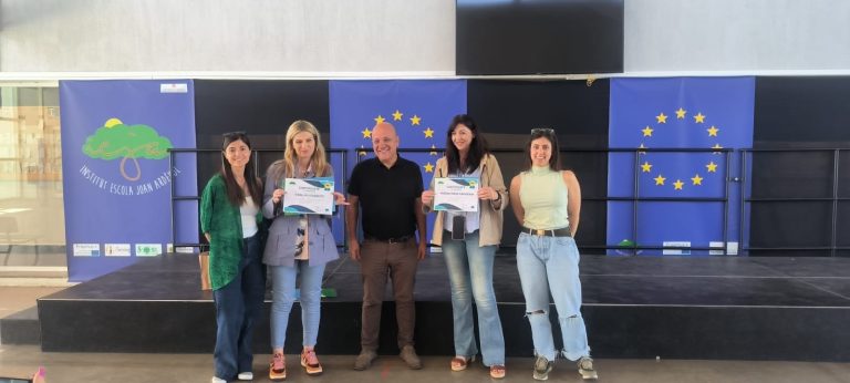 Το 18ο Δημοτικό Σχολείο Αμαρουσίου εκπροσώπησε τα σχολεία της Α/θμιας Εκπαίδευσης του Δήμου Αμαρουσίου και της χώρας στο πρόγραμμα Erasmus+ KA210: “World to World – Different and United”, στην Ισπανία – Δήμος Αμαρουσίου