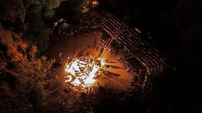 Τσουβέλας, λαϊκά, αφρικάνικοι ρυθμοί και νεανική αμφισβήτηση στην τρίτη εβδομάδα του Φεστιβάλ Ρεματιάς – Νύχτες Αλληλεγγύης 2025 – Δήμος Χαλανδρίου