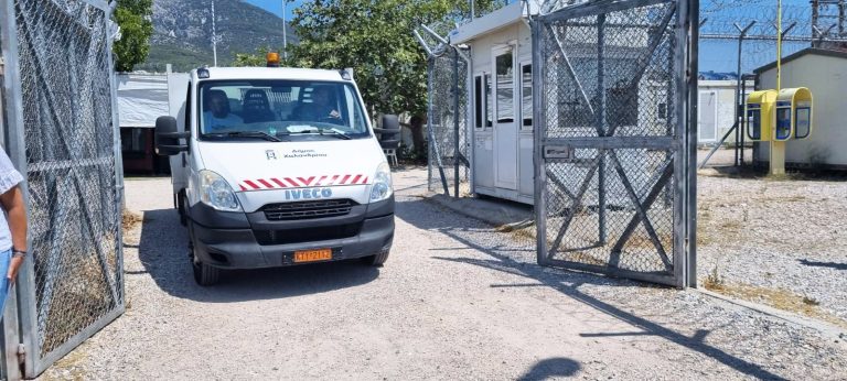 Ένα φορτηγό αλληλεγγύης για τους πρόσφυγες στο Κέντρο Κράτησης Αμυγδαλέζας – Η συλλογή βοήθειας συνεχίζεται έως τις 8/8 – Δήμος Χαλανδρίου